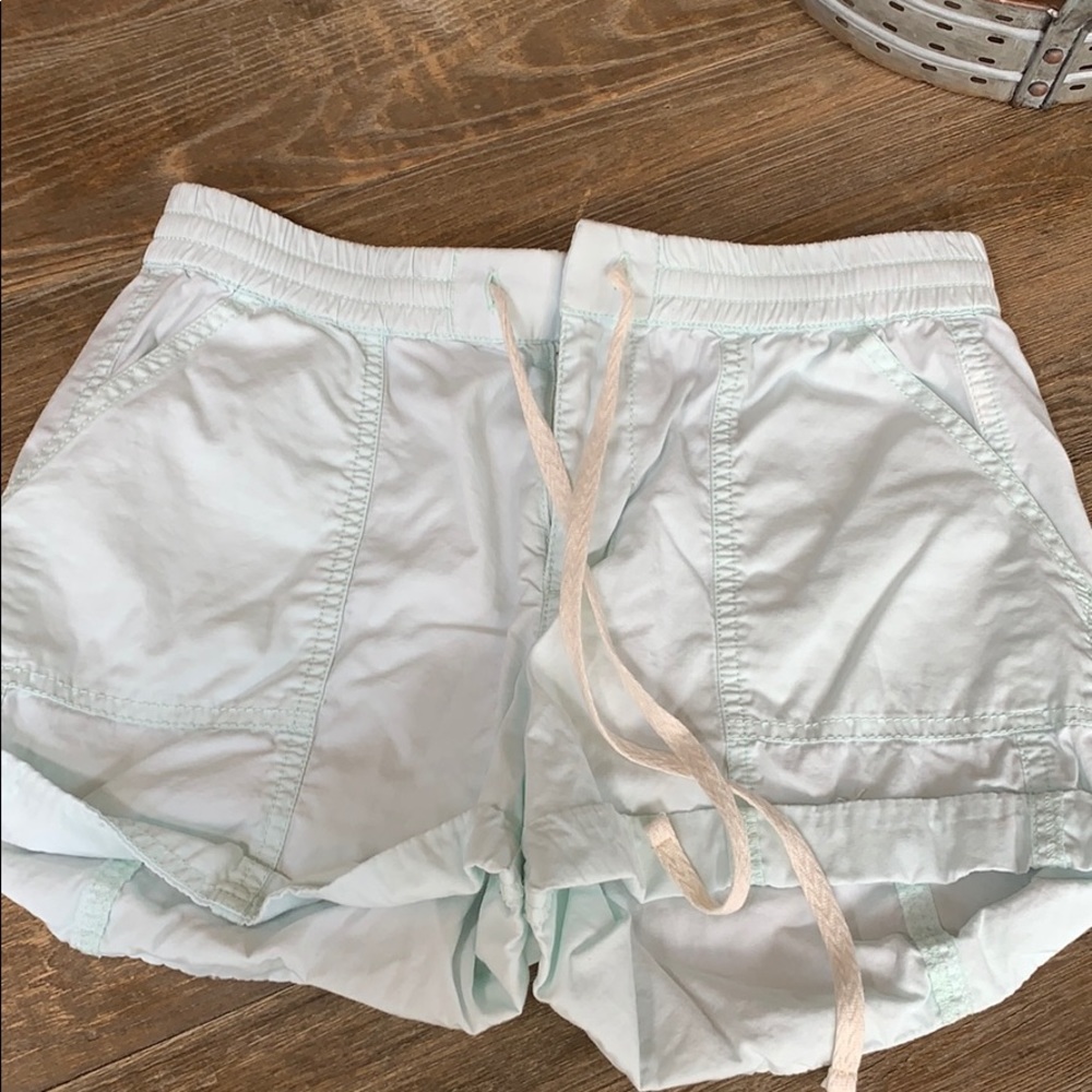 Lou & Grey pale sea foam tie waste shorts